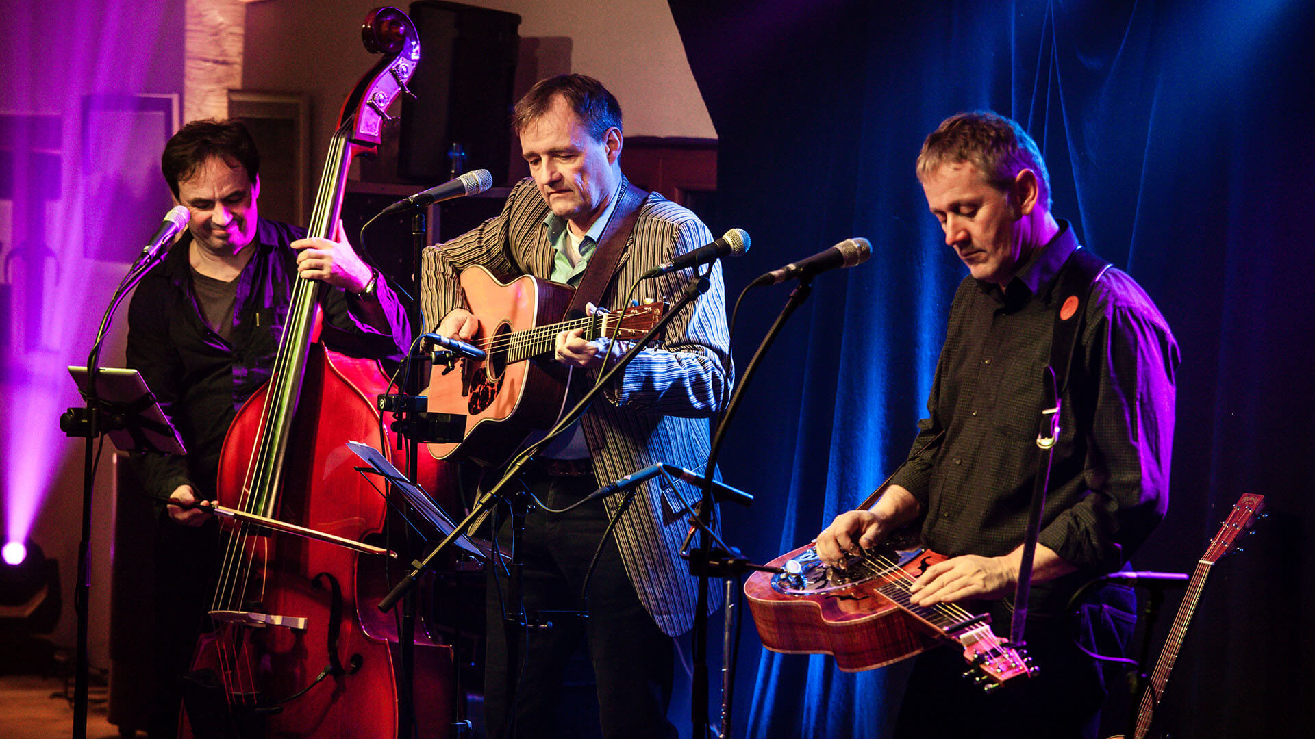 Band Seven Years live mit Instrumenten