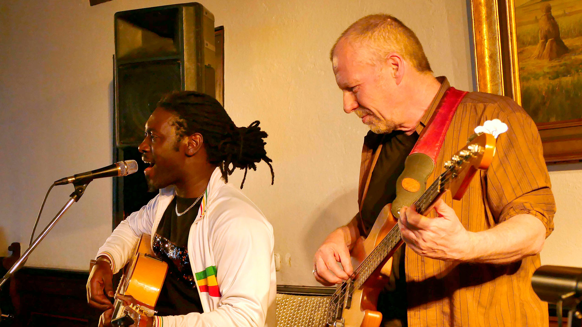 Afro-Kunda Acoustic Trio mit Fallou Sy, Peter Herrmann Live