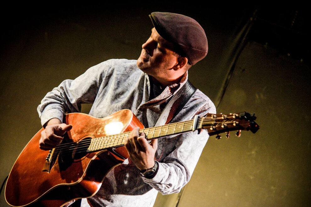 Michael Diehl mit Gitarre