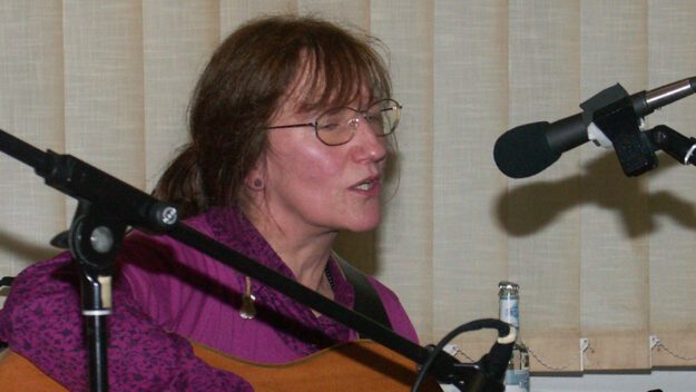 cora-gladitz-kultur-event Cora Gladitz live am Mikro