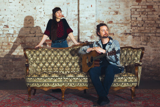 Künstler Björn Ehlien und Nine Antwort